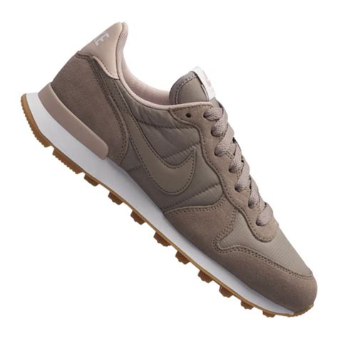 nike turnschuhe damen braun